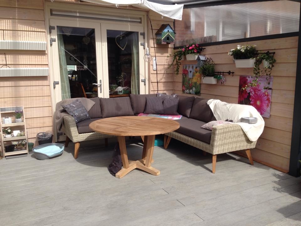 Teaktafel