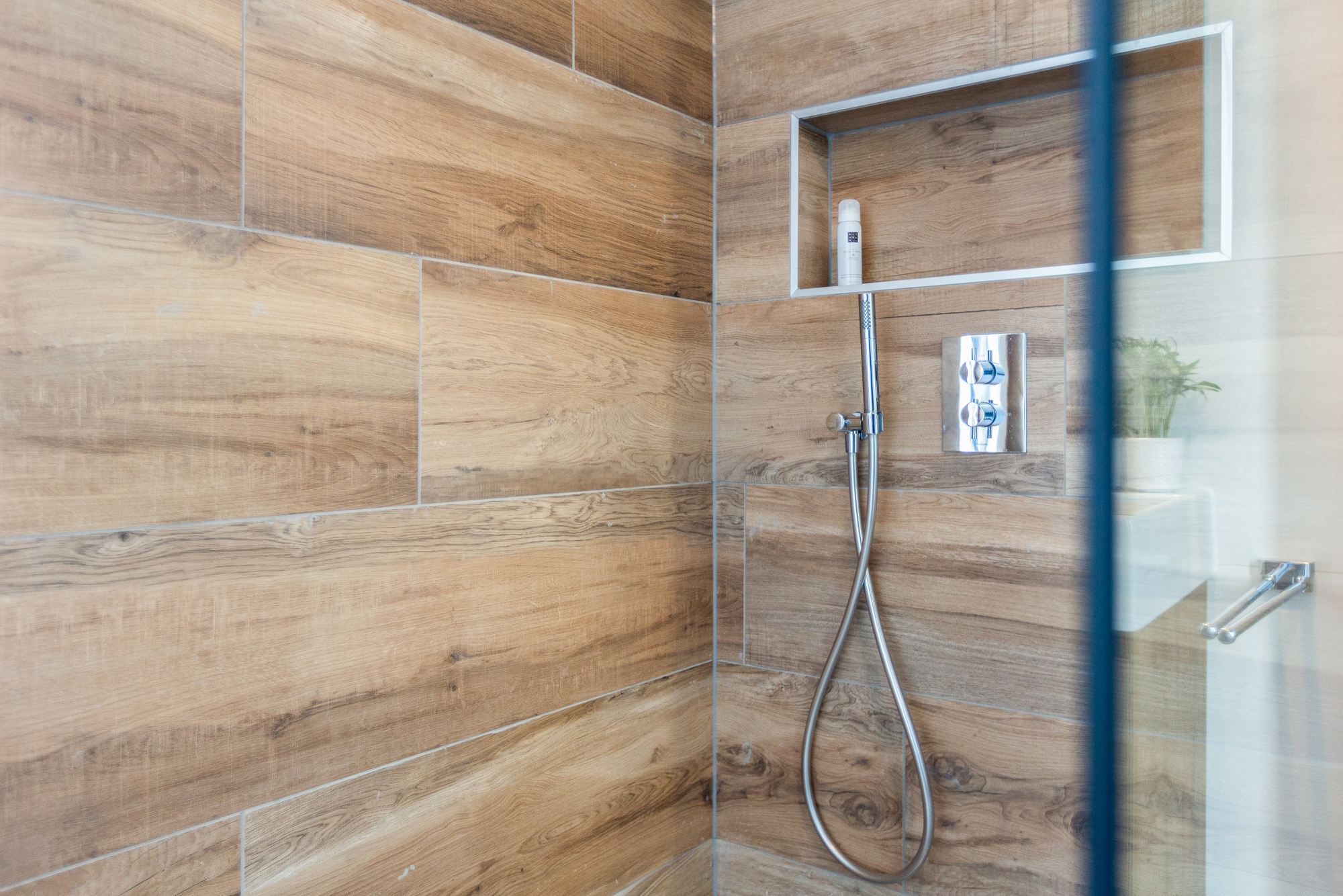 Badkamer met ruime inloopdouche