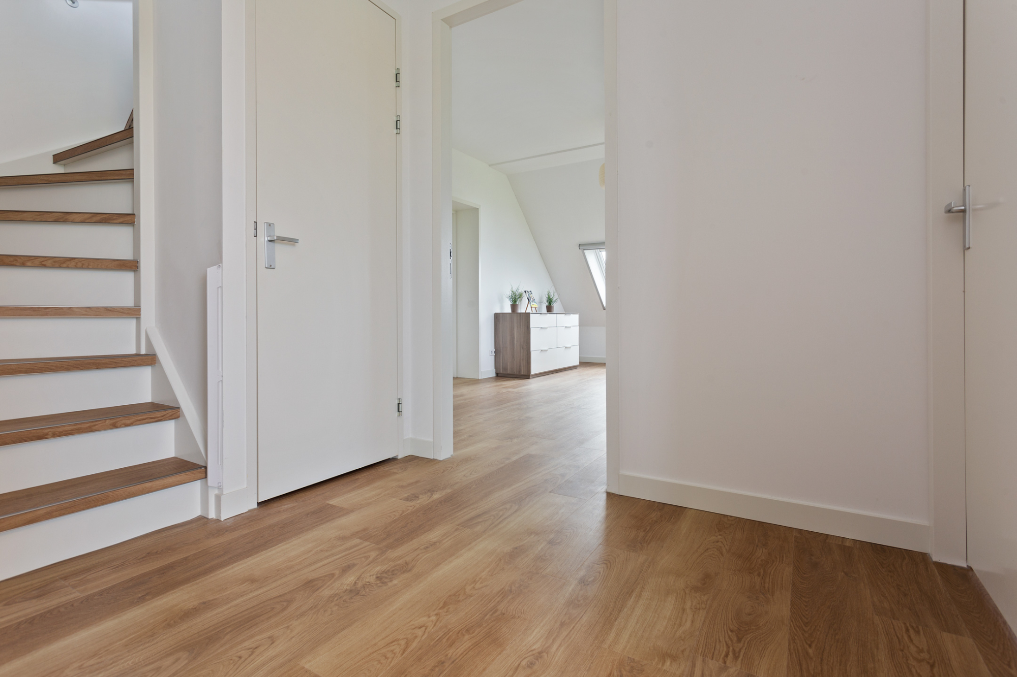 Woods Bedgebury Oak mFLOR 66219