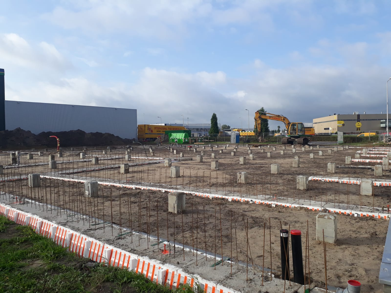 Uitbreiding bedrijfspand te Alphen aan den Rijn