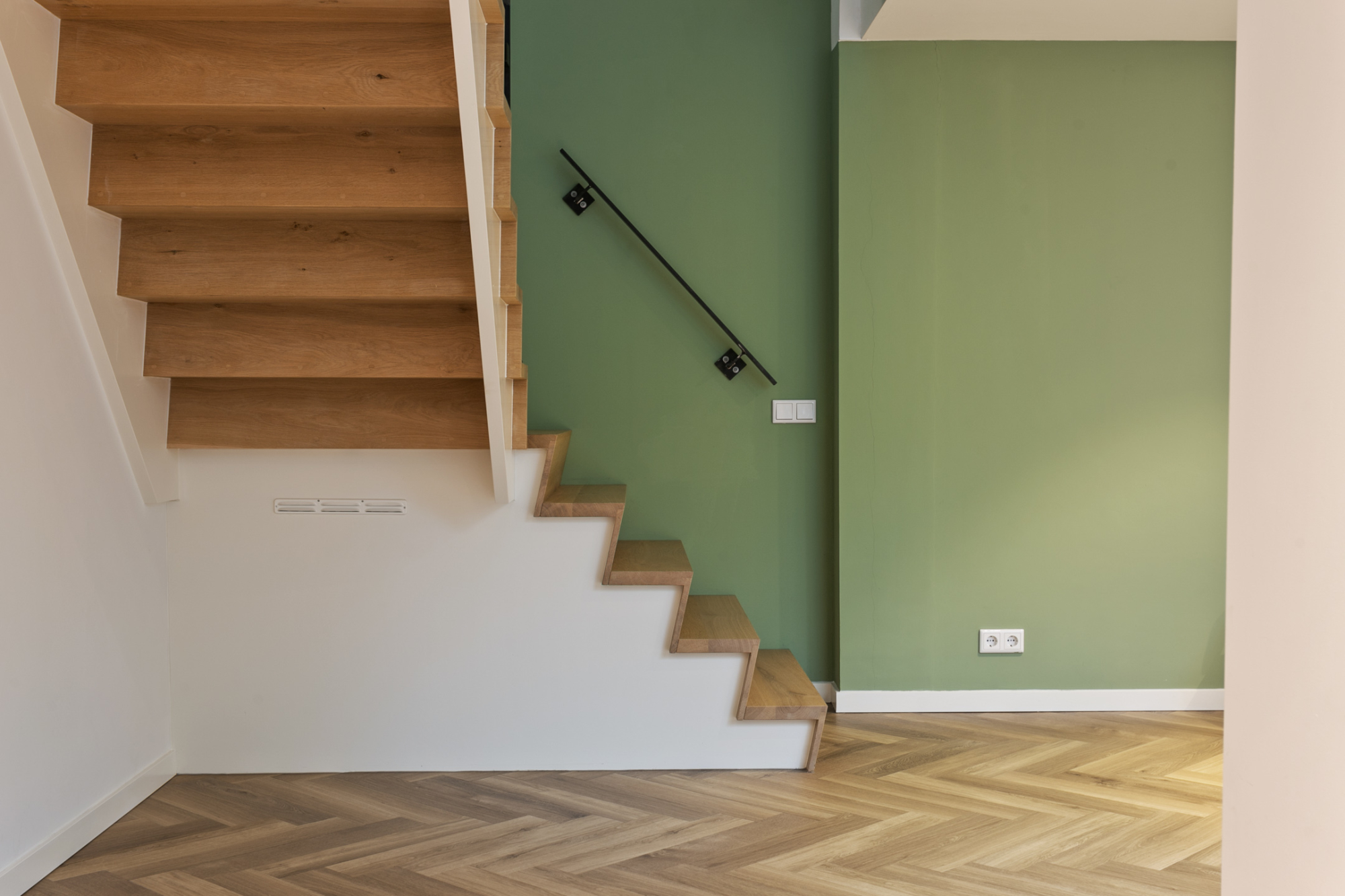 Parva Plus Warm Sycamore visgraat