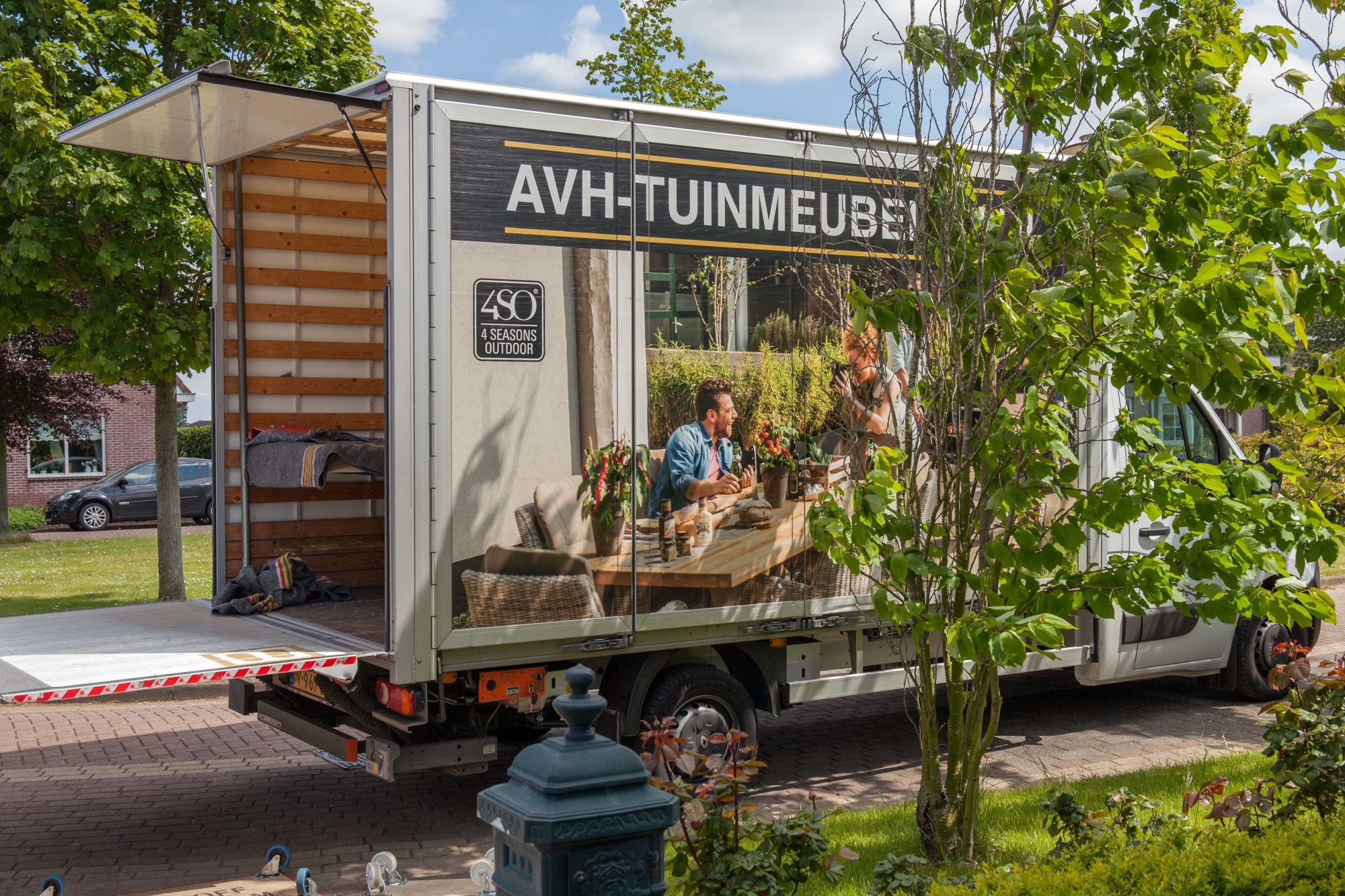 Vakkundig gelost door de bezorgers van AVH