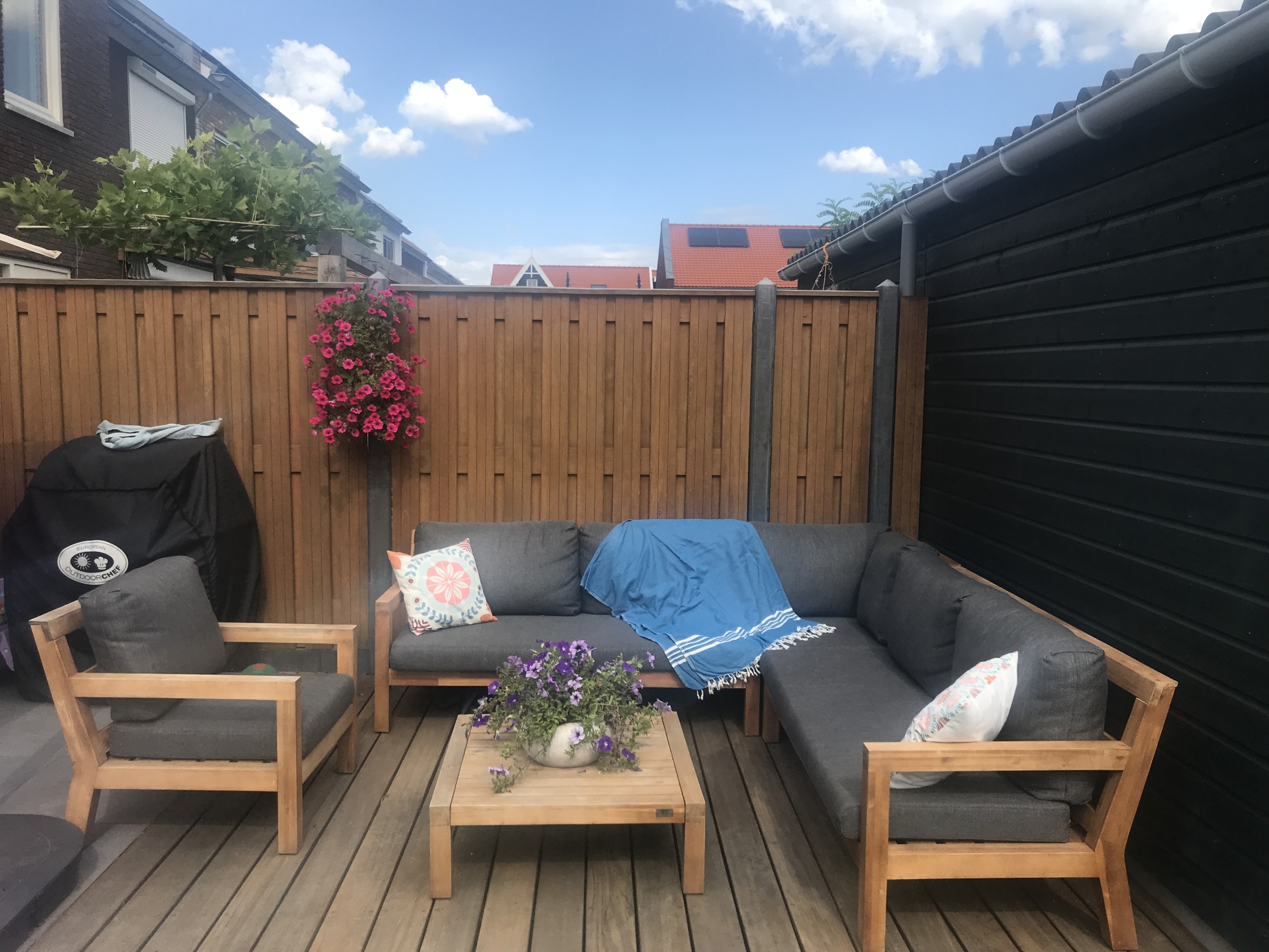 Zo blij met onze prachtige loungeset!
