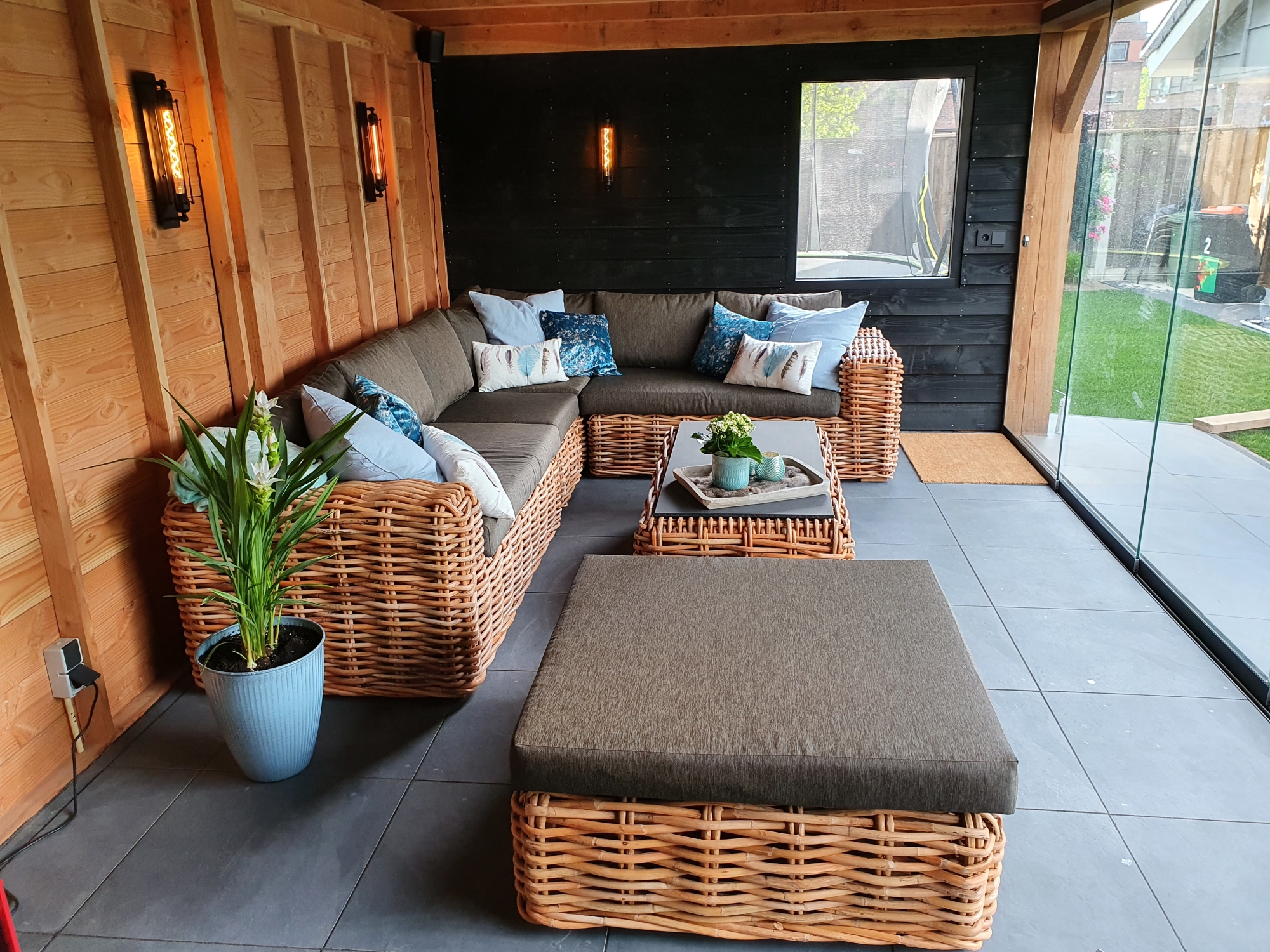 Mooie sabuga lounge set