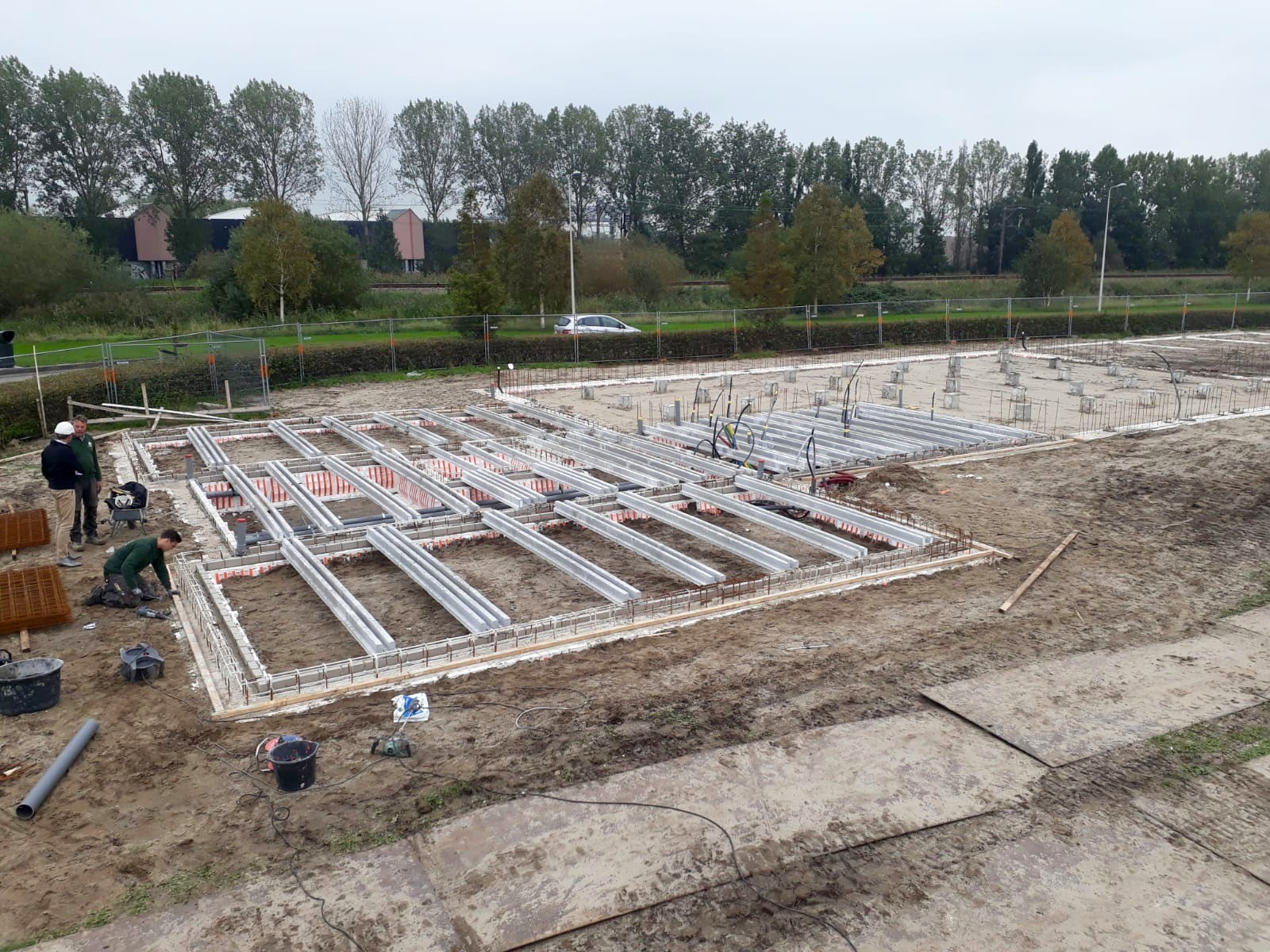 Nieuwbouw bedrijfspand te Alphen aan den Rijn