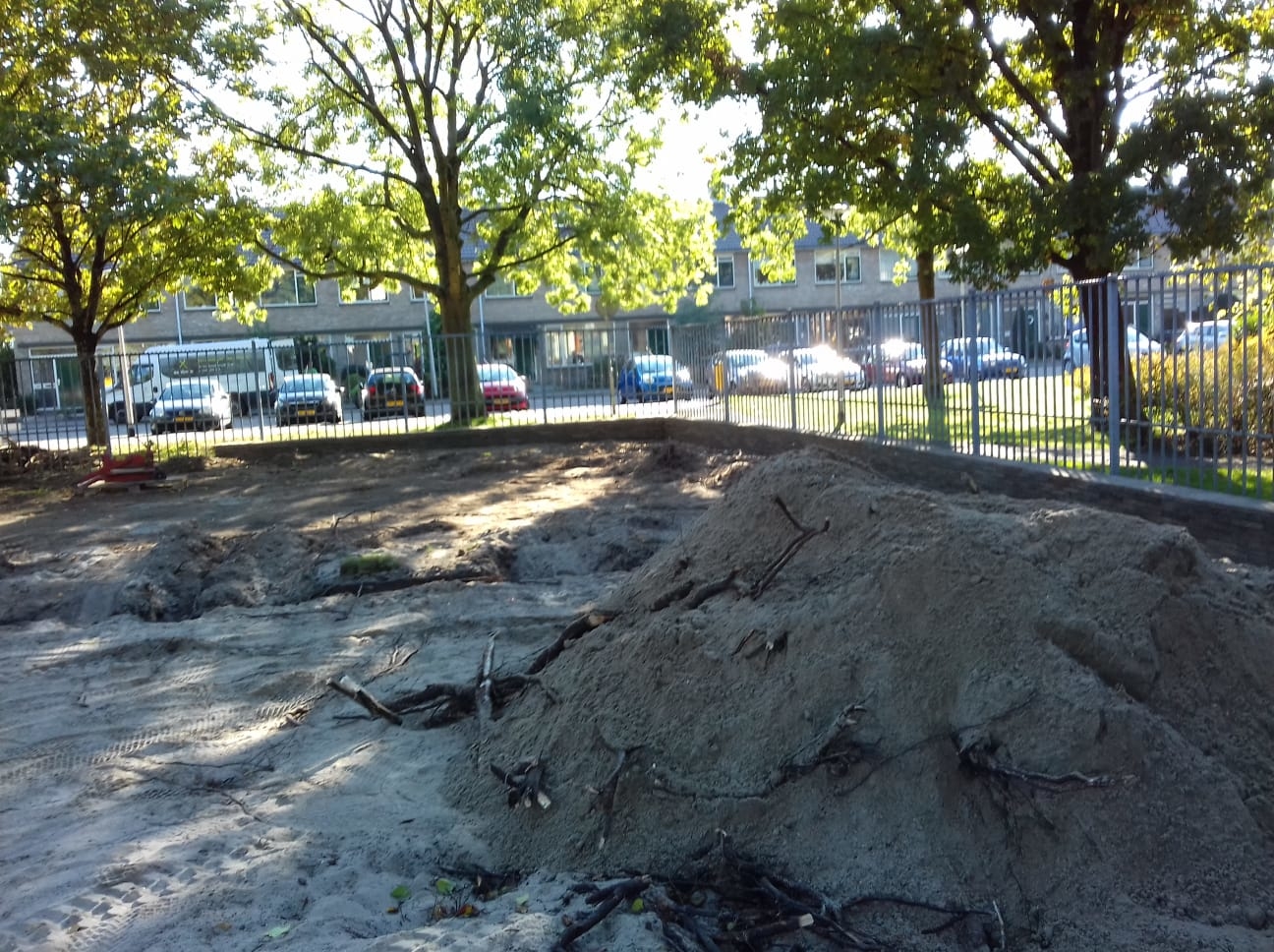 Groen schoolplein in de maak.