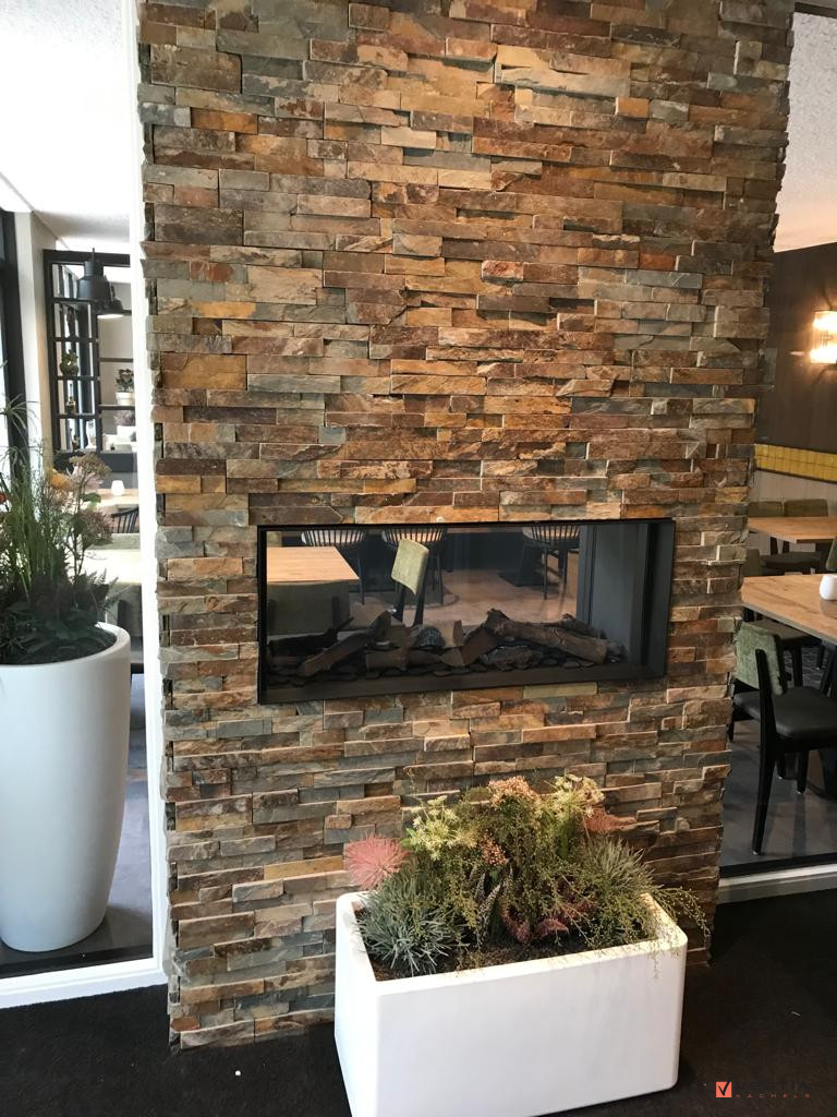 Tunnel gashaard in stoer steenconcept bij restaurant De Financiën