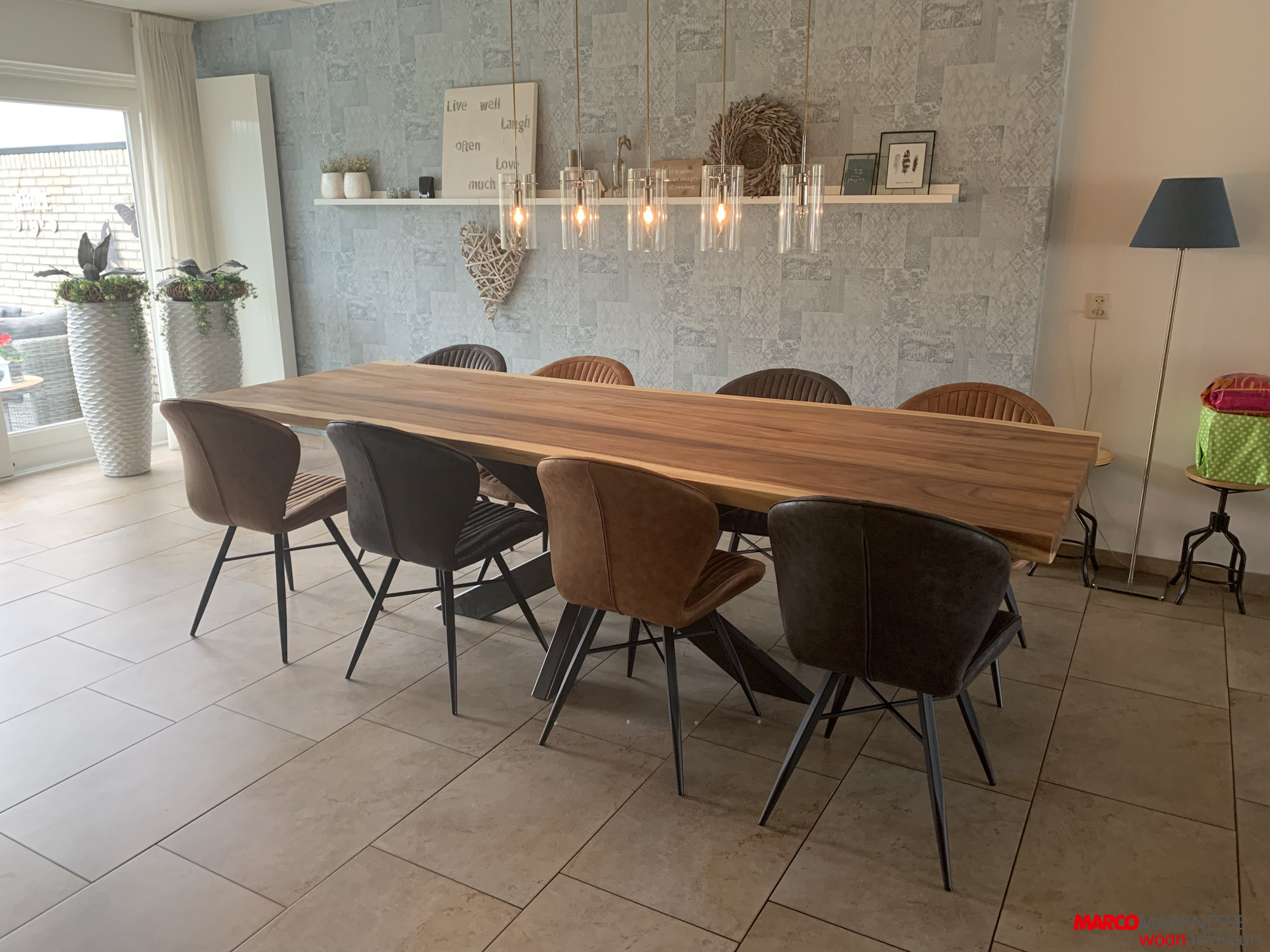 eettafel manhattan