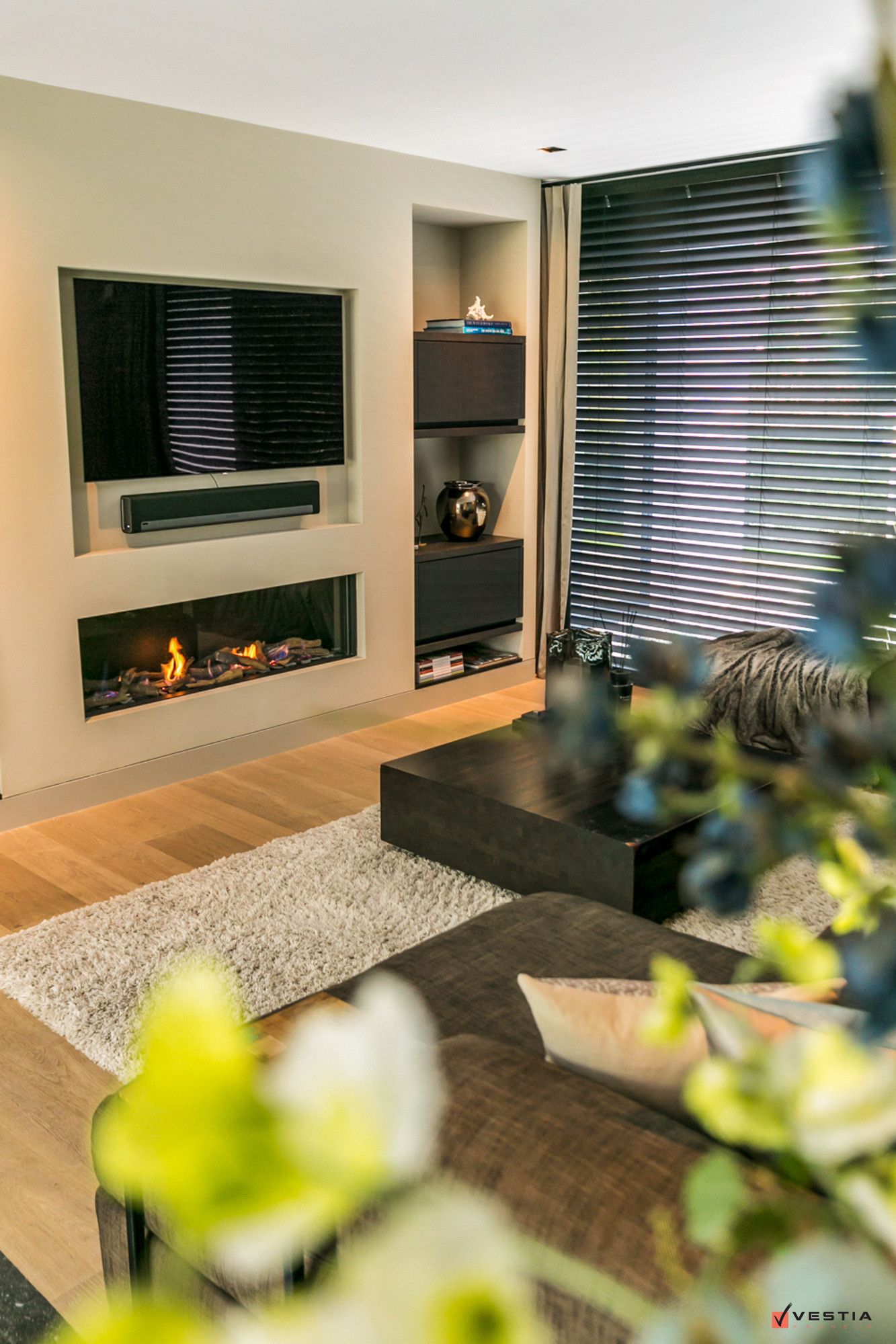 Heerlijke lounge met een gashaard