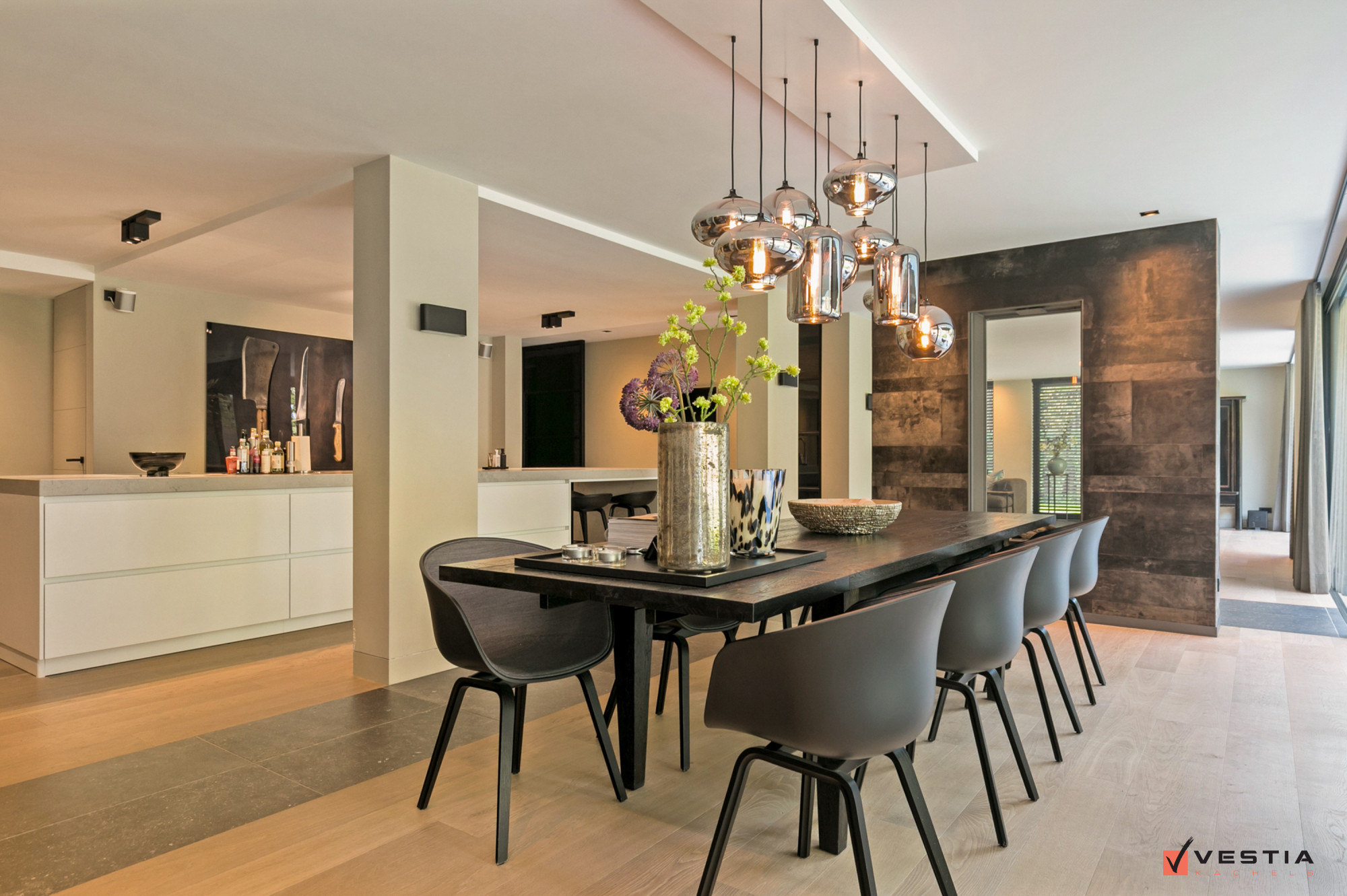Prominente tunnelhaard als roomdivider