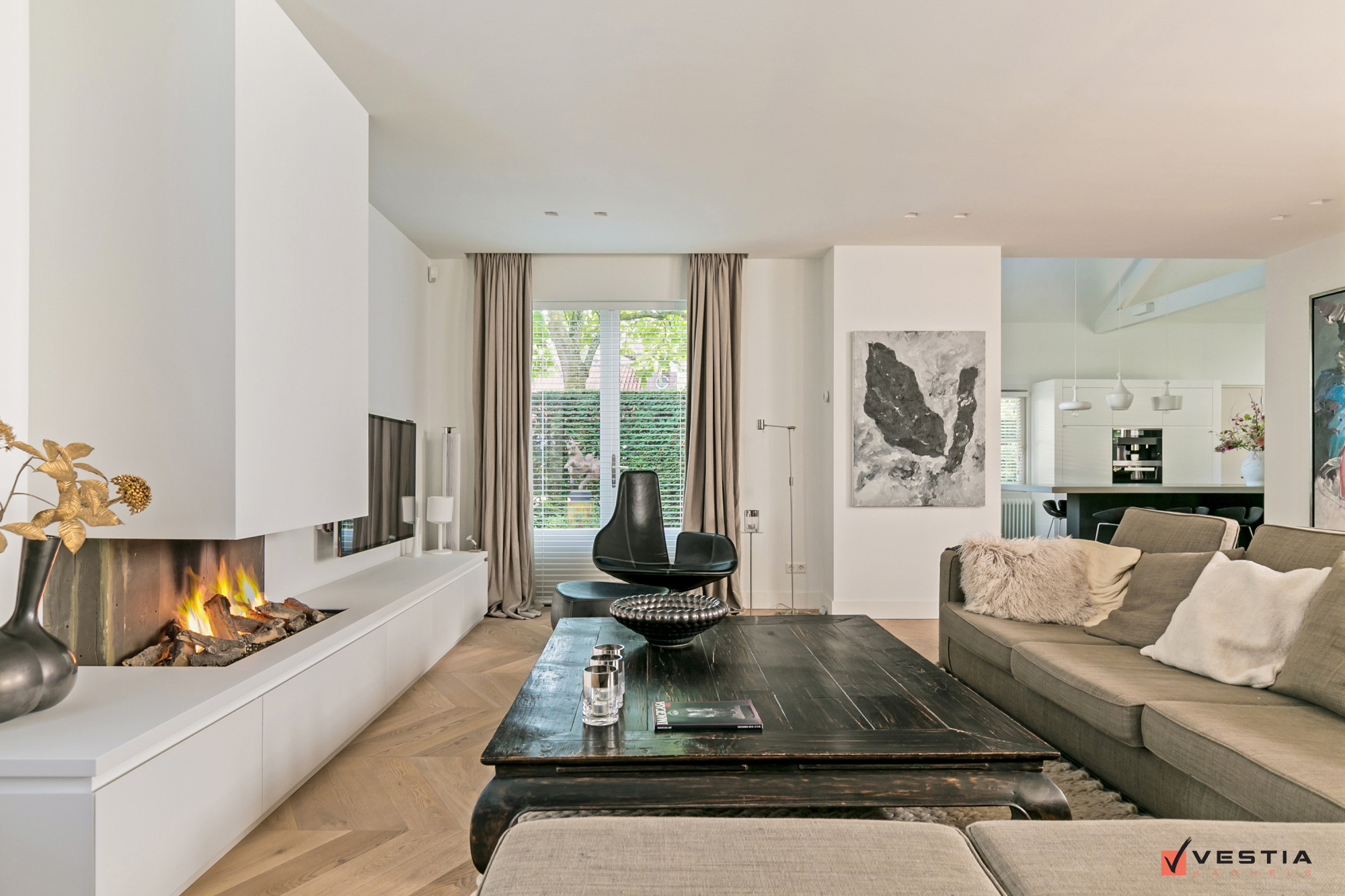 Open gashaard concept met stoere steigerhout achterwand