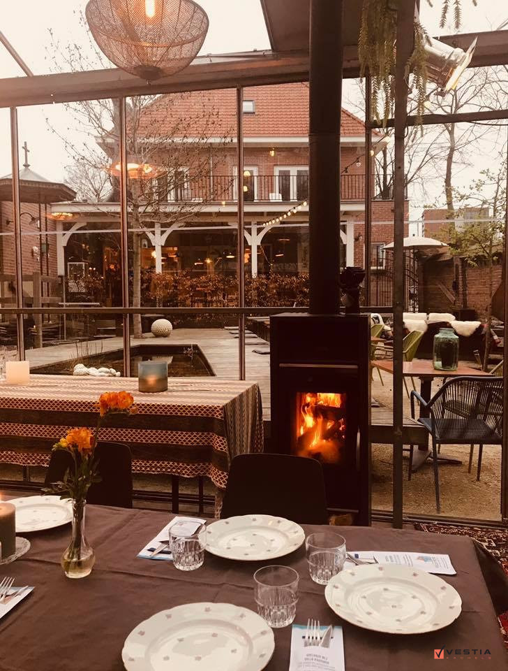 Houtkachel voor echt winters genieten bij 'Villa Pastorie'