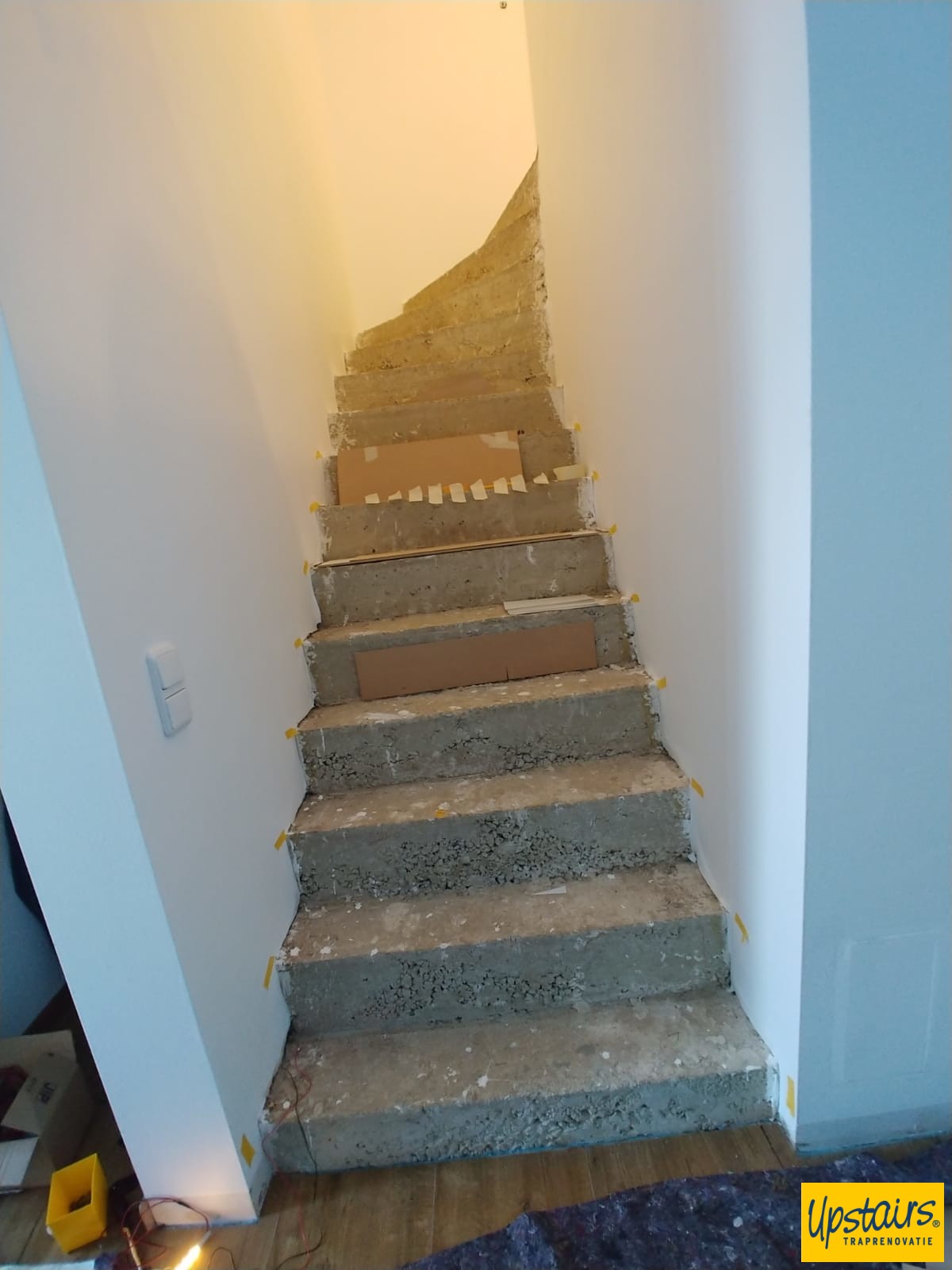 Mountain oak met led