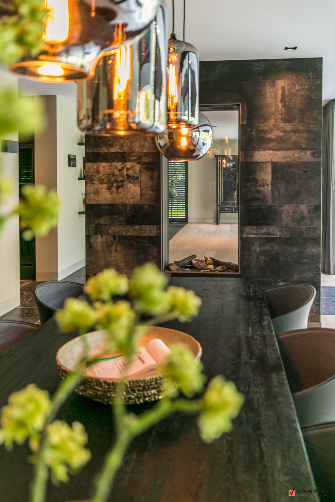 Prominente tunnelhaard als roomdivider