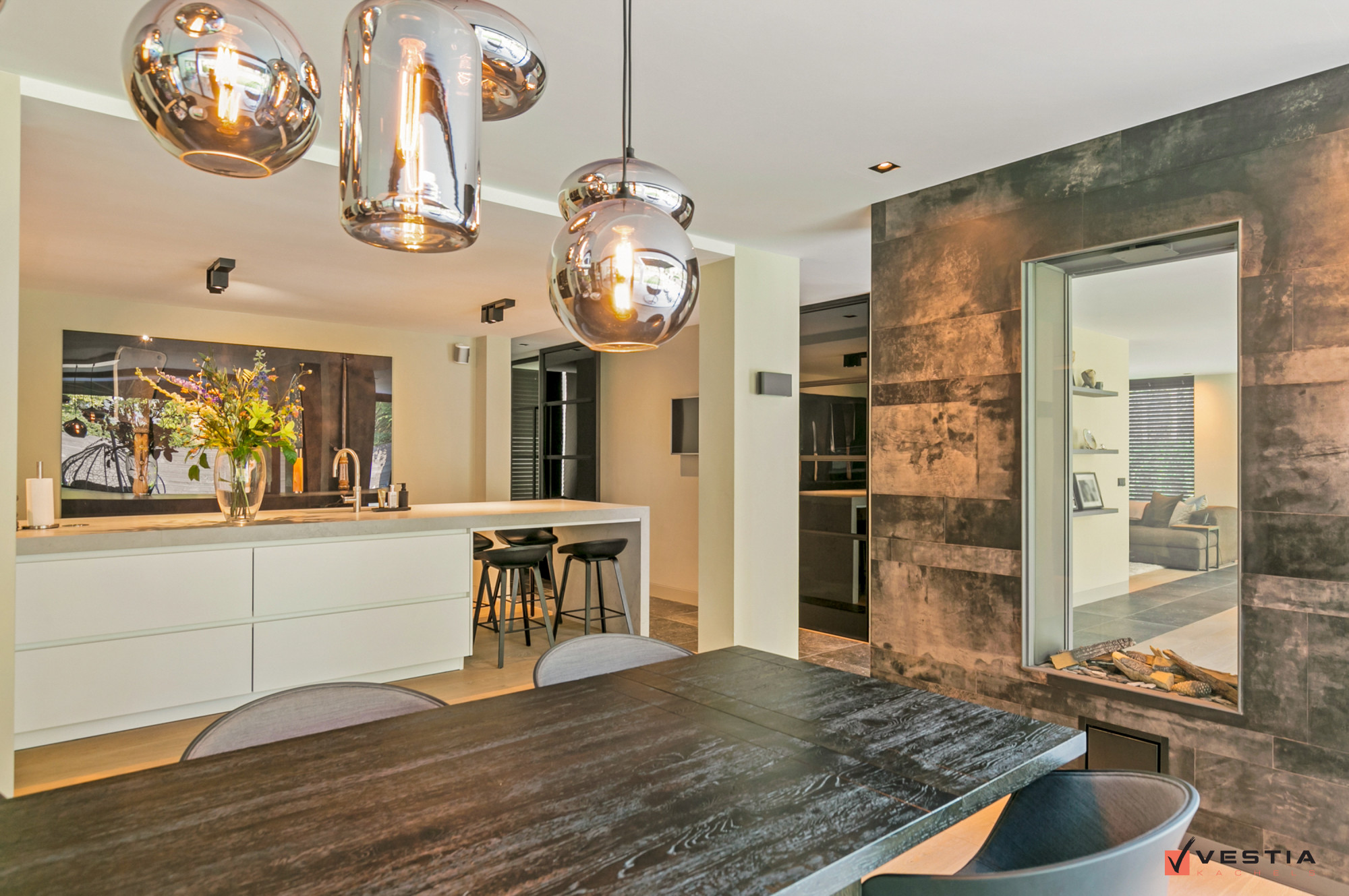 Prominente tunnelhaard als roomdivider