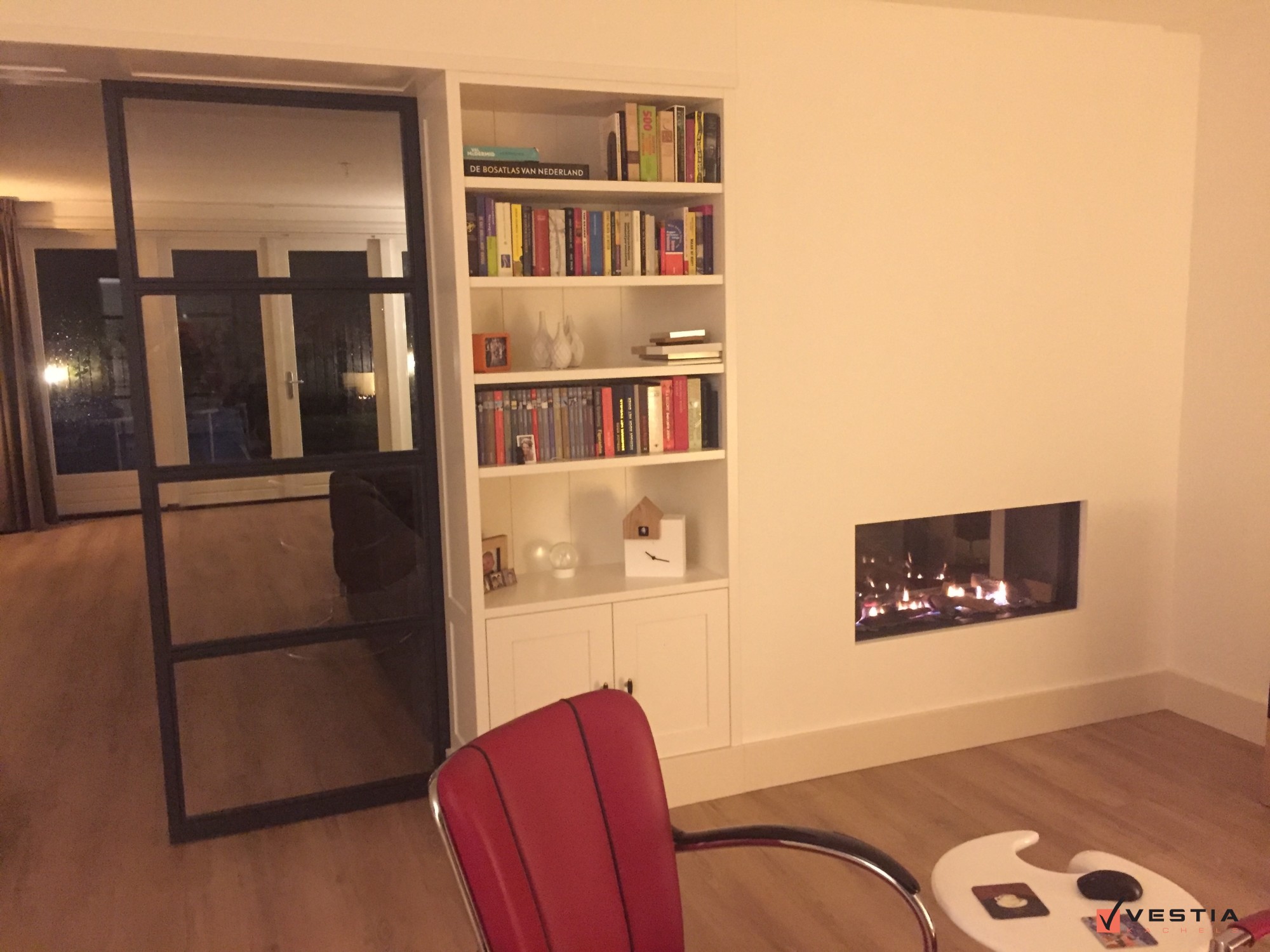 Compleet genieten met deze roomdivider gashaard op propaan